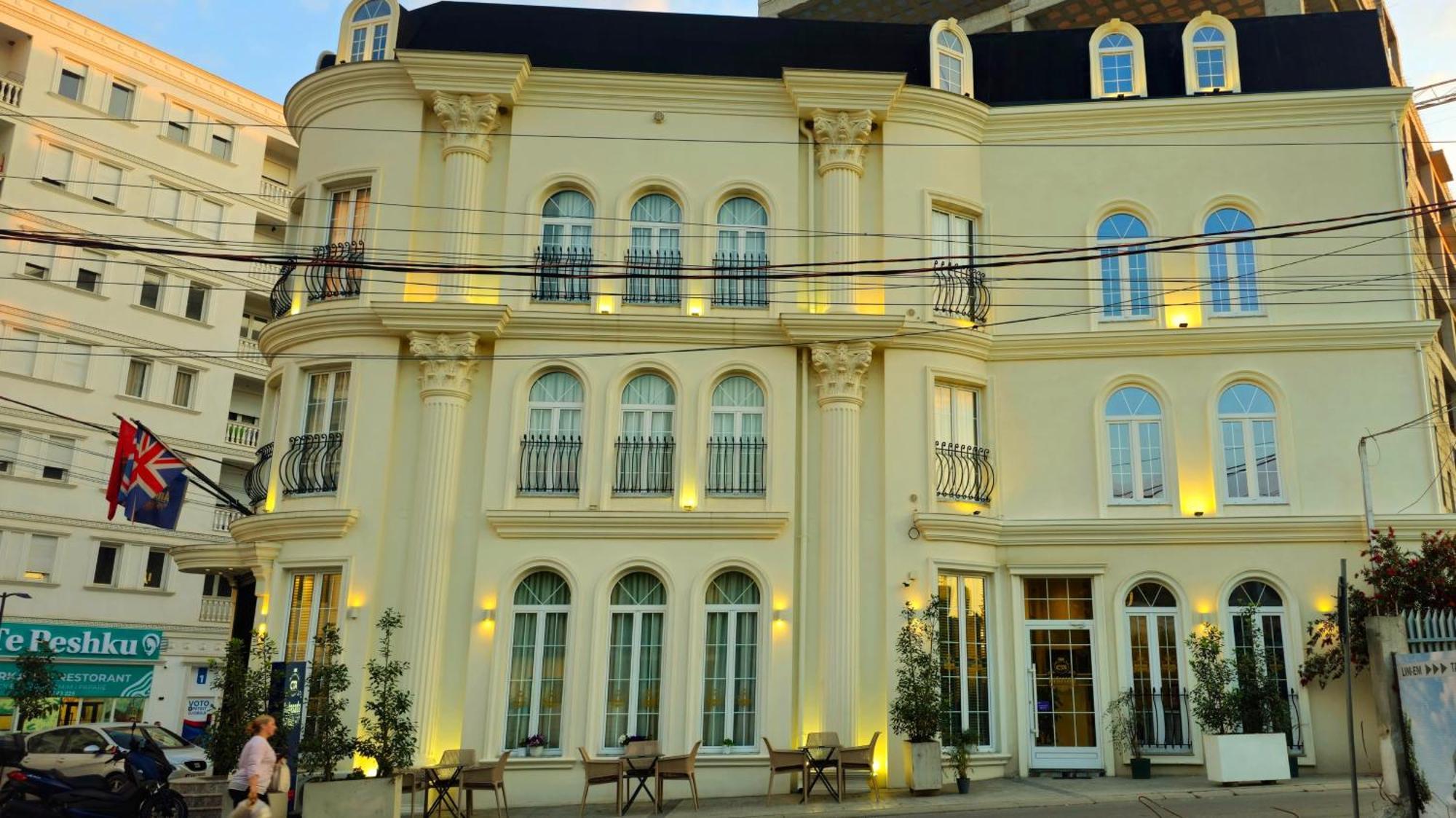 Hotel Ambasada Qta Patza-Kuqani Exterior foto